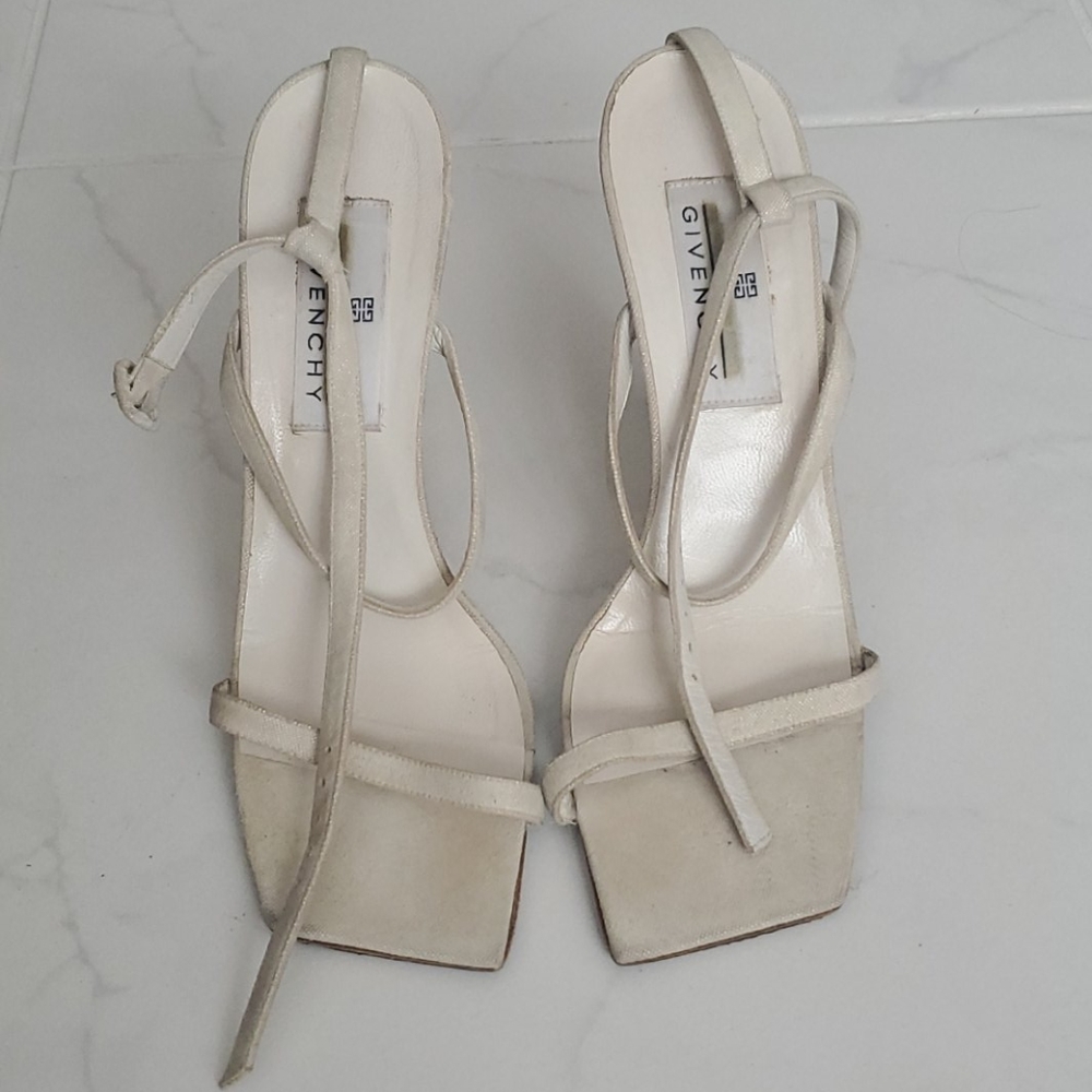 Givenchy shoes - Picture 2 of 4
